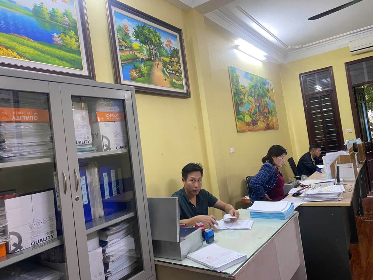 z7635453488163_c0483cfbfbed9bce380f600d84516762